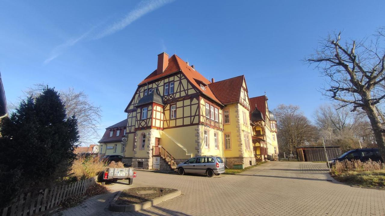 Berssel  Gasthof "Zum Schloss" المظهر الخارجي الصورة